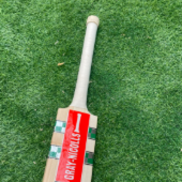 Season bat granicoles