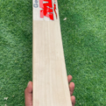 Season bat MRF