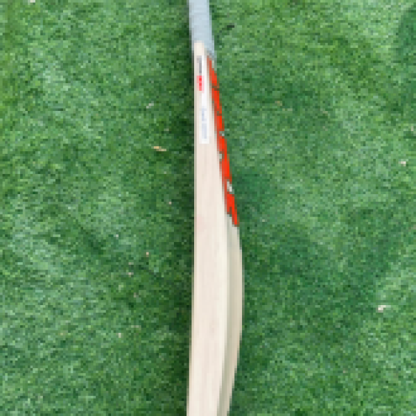 Season bat MRF